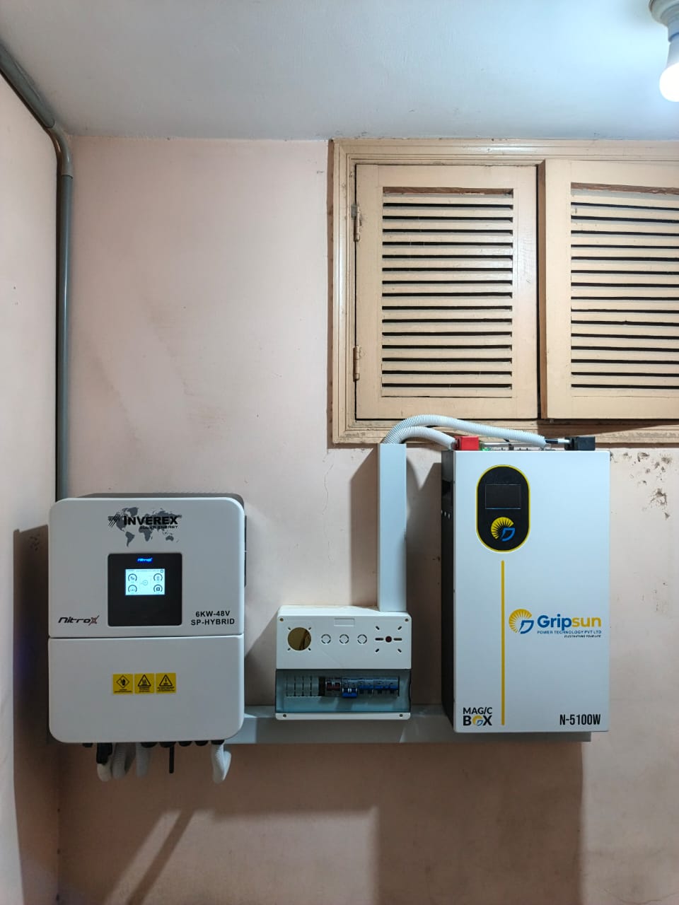 120kWp hybrid solar system for 24/7 cold storage operations installed by GN Solar Karachi